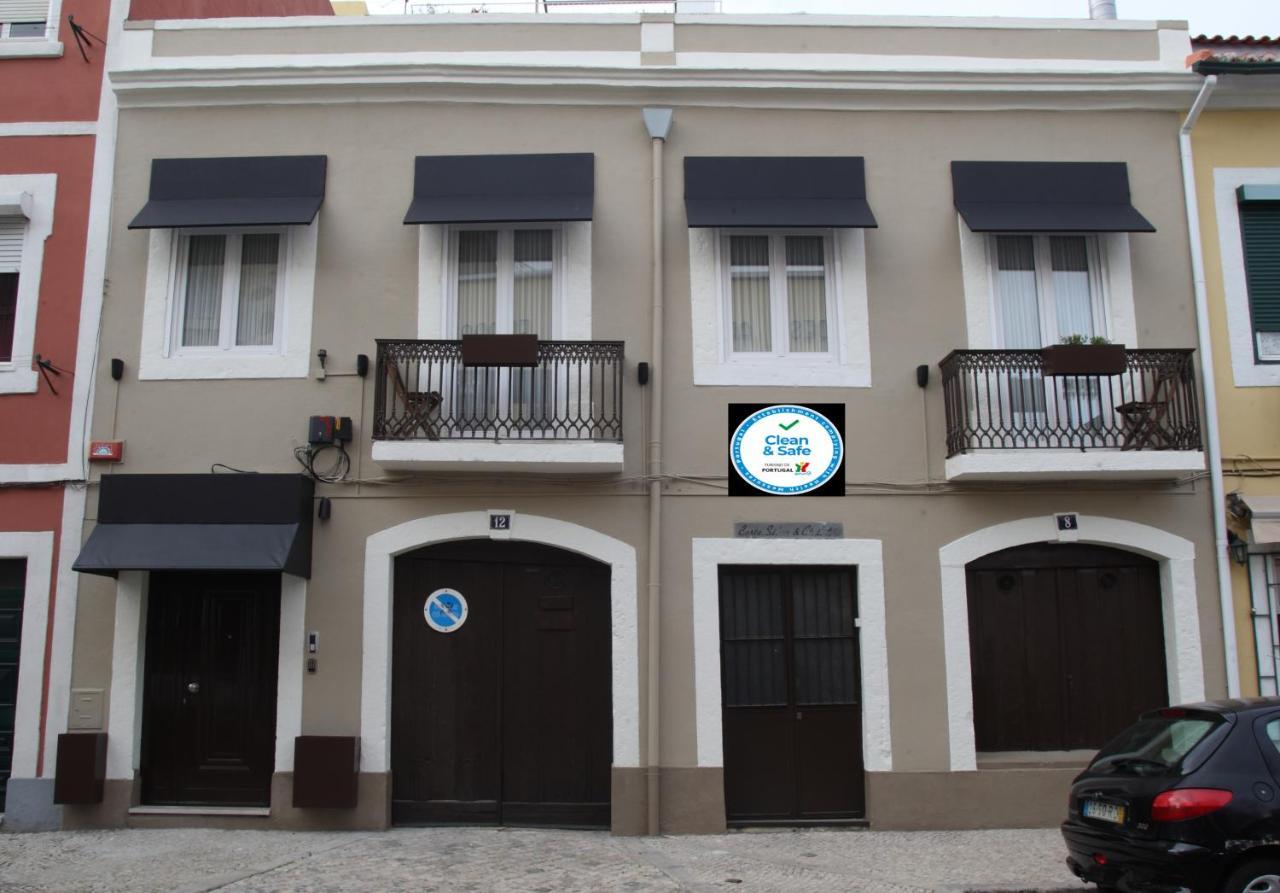 Acomodação com café da manhã  Castilho House Cais